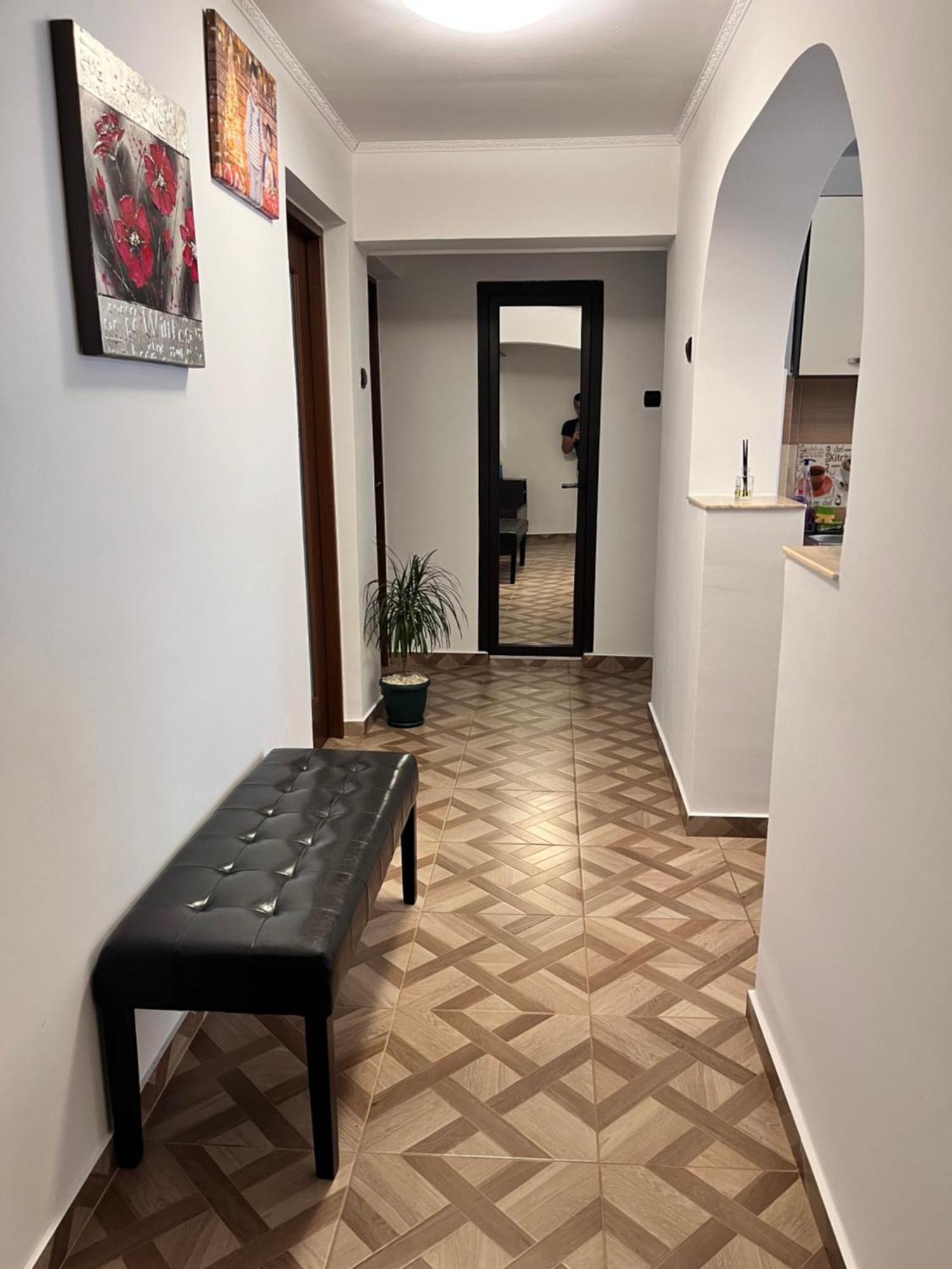 Apartament Maria 1 Băile Herculane Eksteriør billede