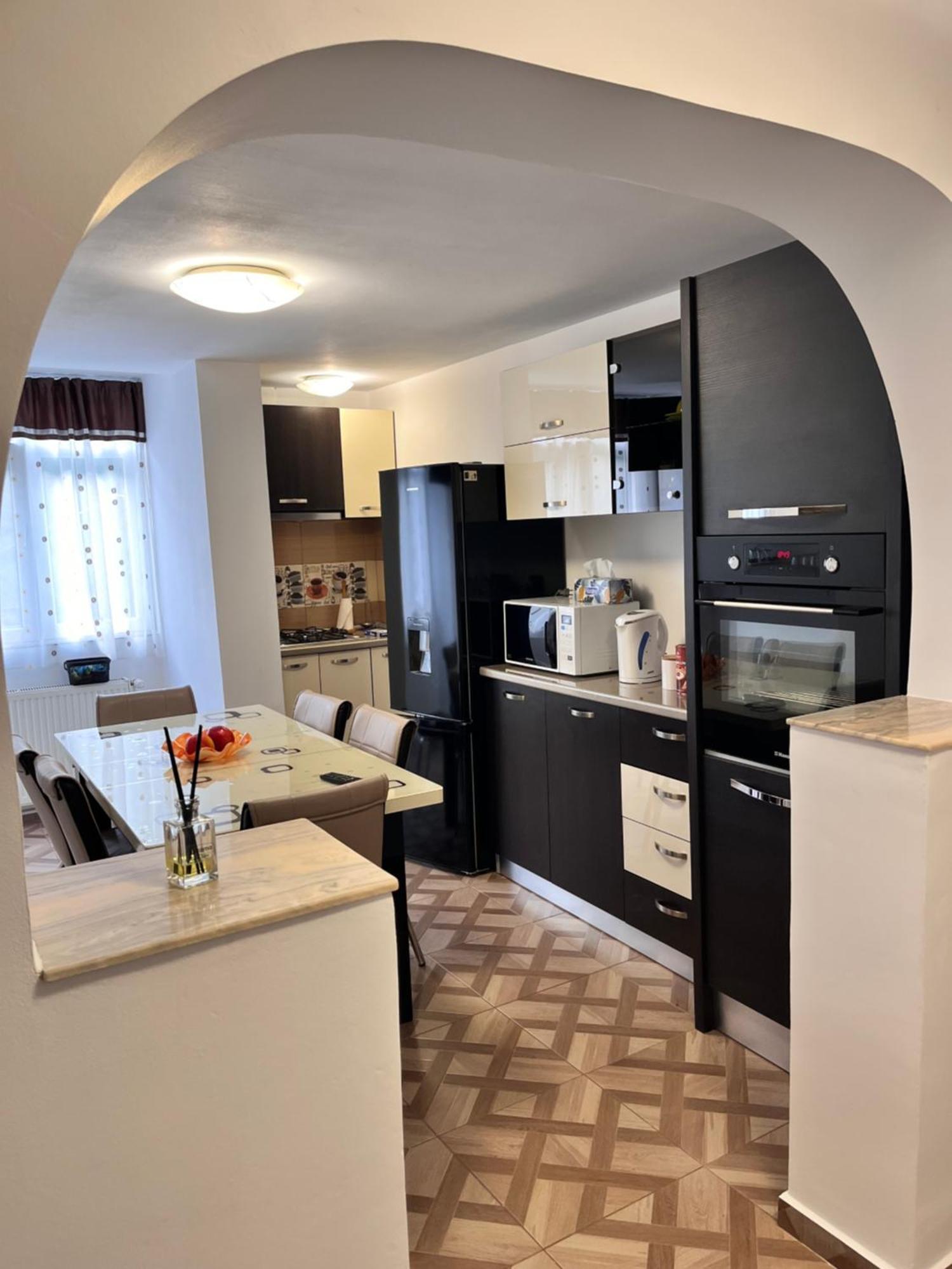 Apartament Maria 1 Băile Herculane Eksteriør billede